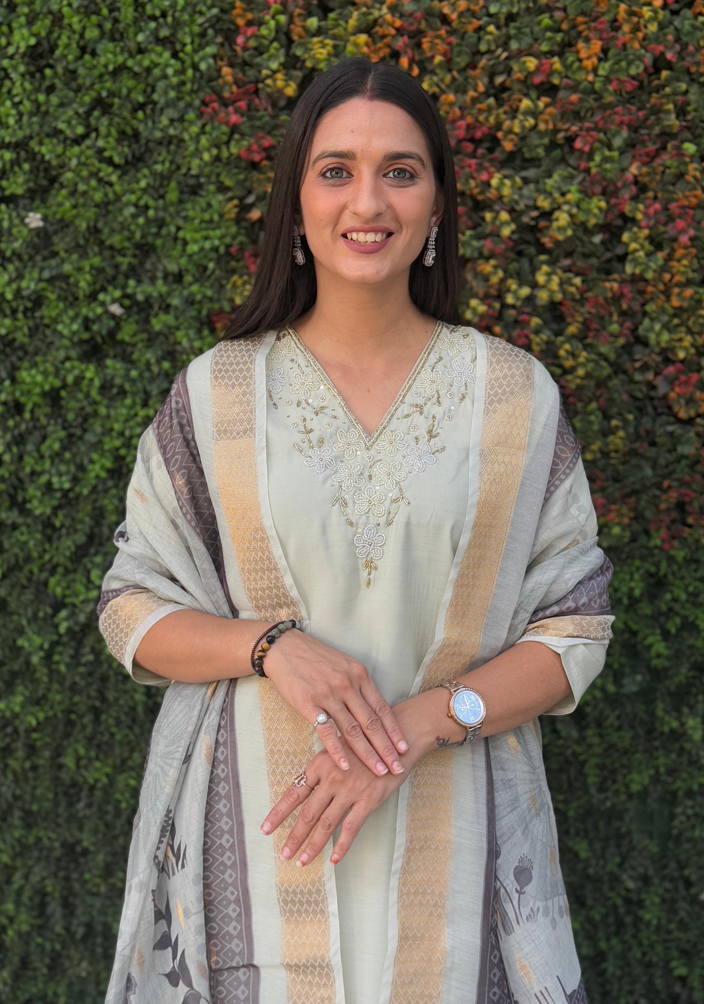 artasya roop pista kurti pair