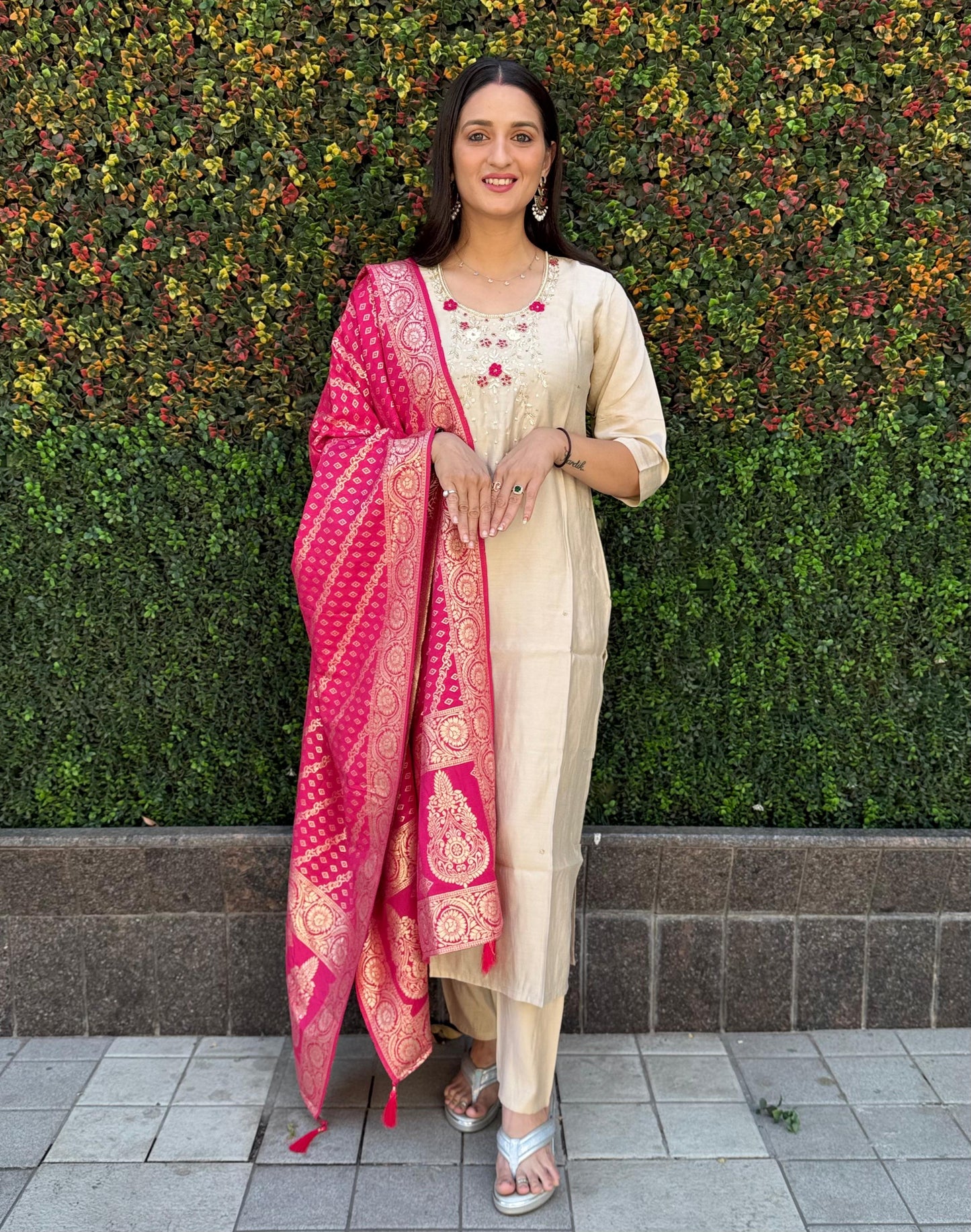 Artasya ragini cream kurti pair